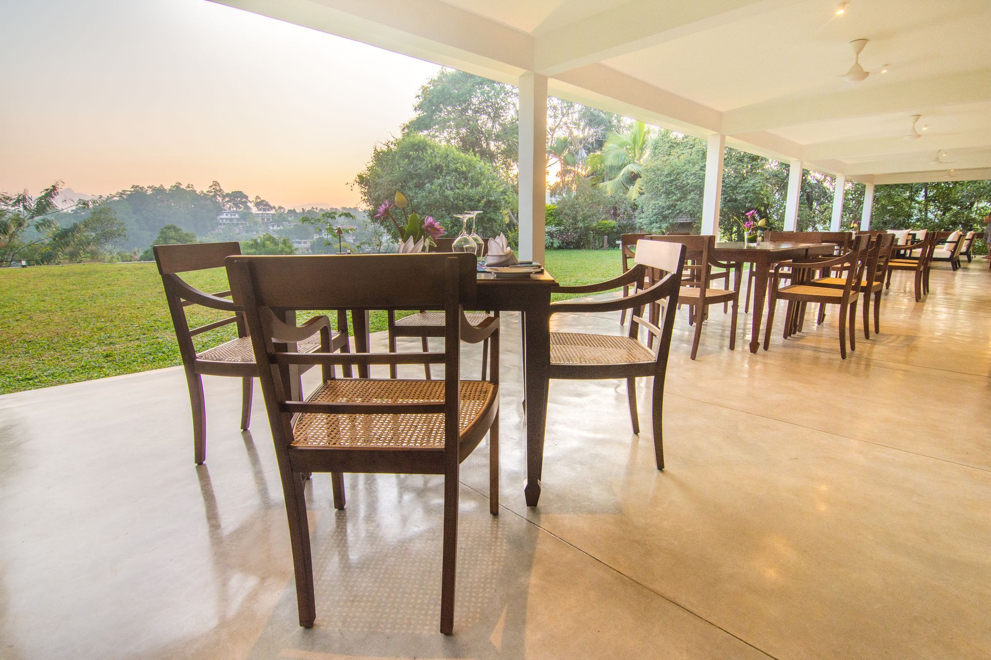 Kings Pavilion Luxury Hotel Kandy Eksteriør billede